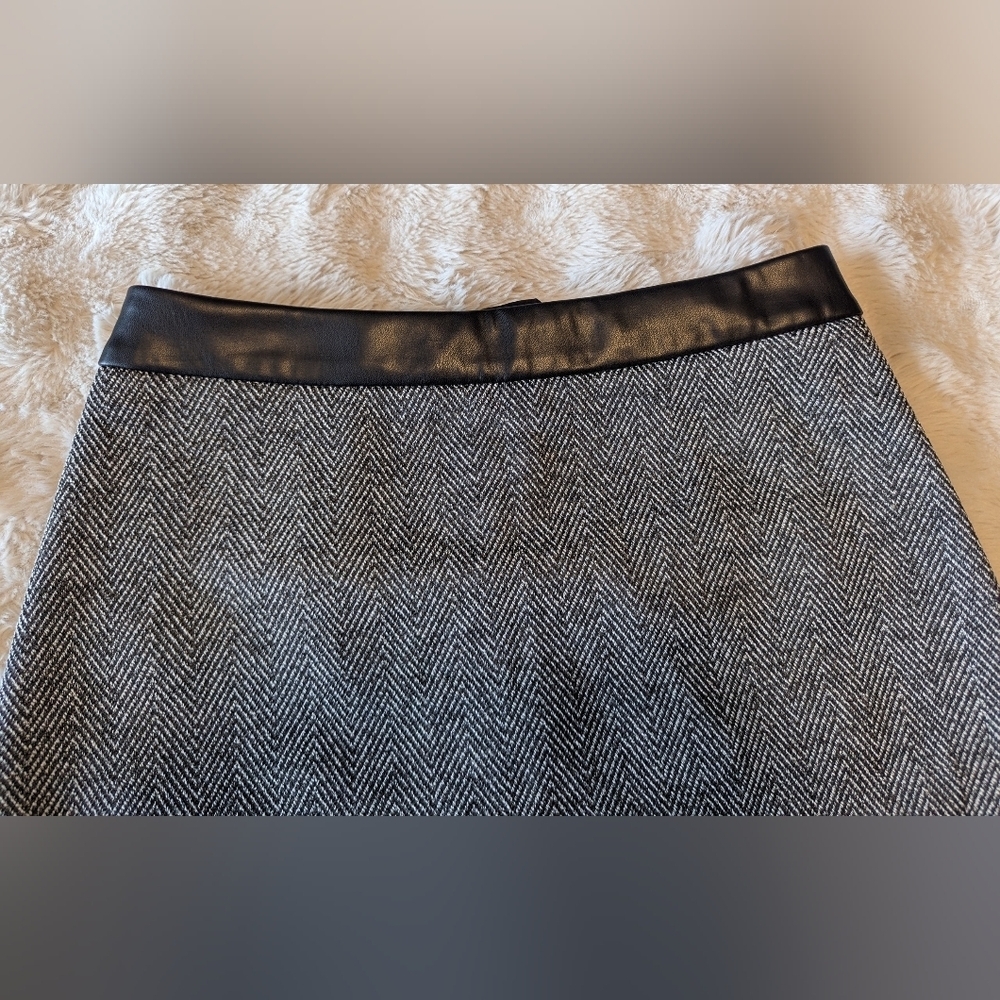 2/$20 Melanie lyne Herringbone A-Line Skirt with Faux Leather Waistband - Picture 3 of 6